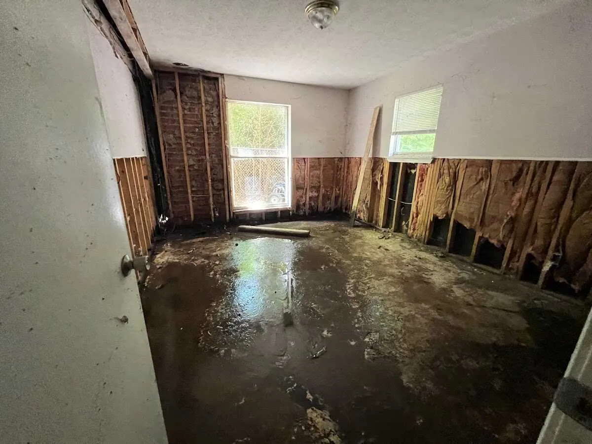 Water Damage Restoration services in Blue Springs, MO